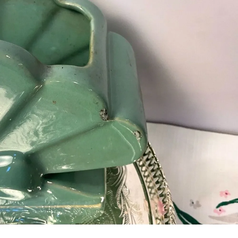 Abingdon Pottery Fan Vase with Bow #484 Vintage 1950's vase planter